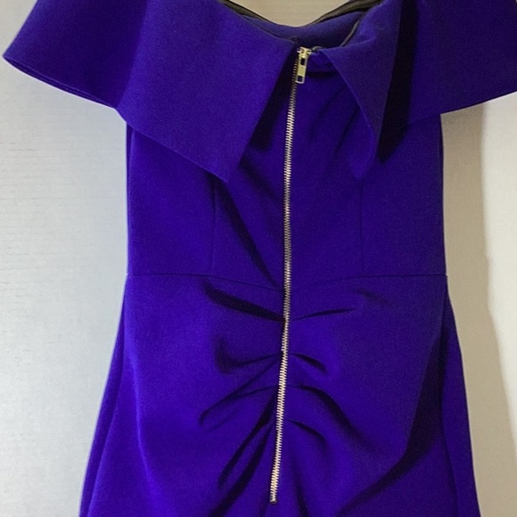 AQUA Off-the-Shoulder Scuba Crepe Gown Marine Blue.                  A - Picture 8 of 10